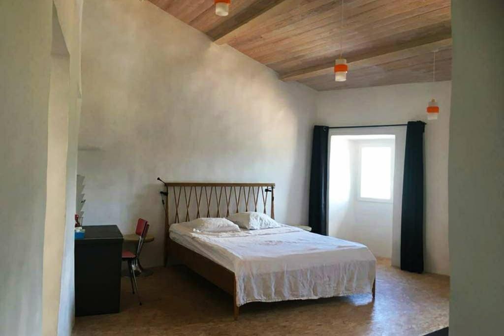 Logement De Charme A Joyeuse Appartement Buitenkant foto